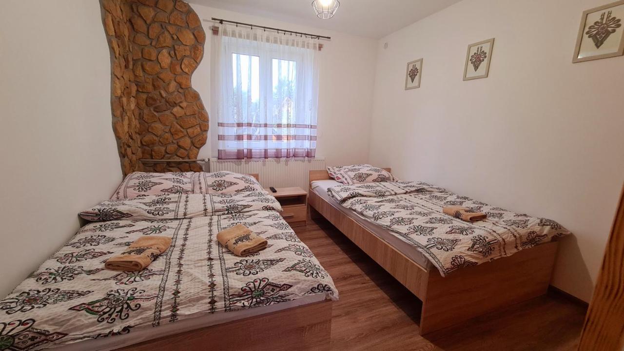 U Jedrusia Lägenhet Zubrzyca Gorna Exteriör bild